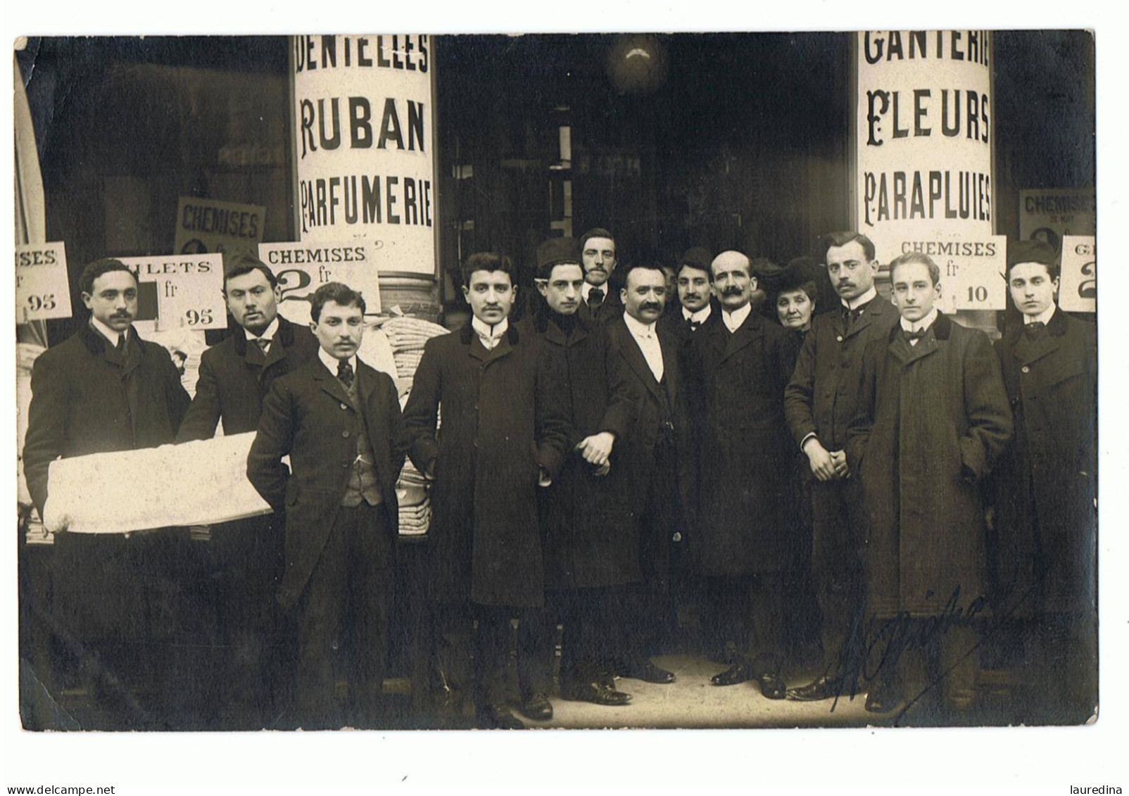 CARTE PHOTO  PARIS  -  LES HALLES  - ECRITE EN 1906 - Markthallen