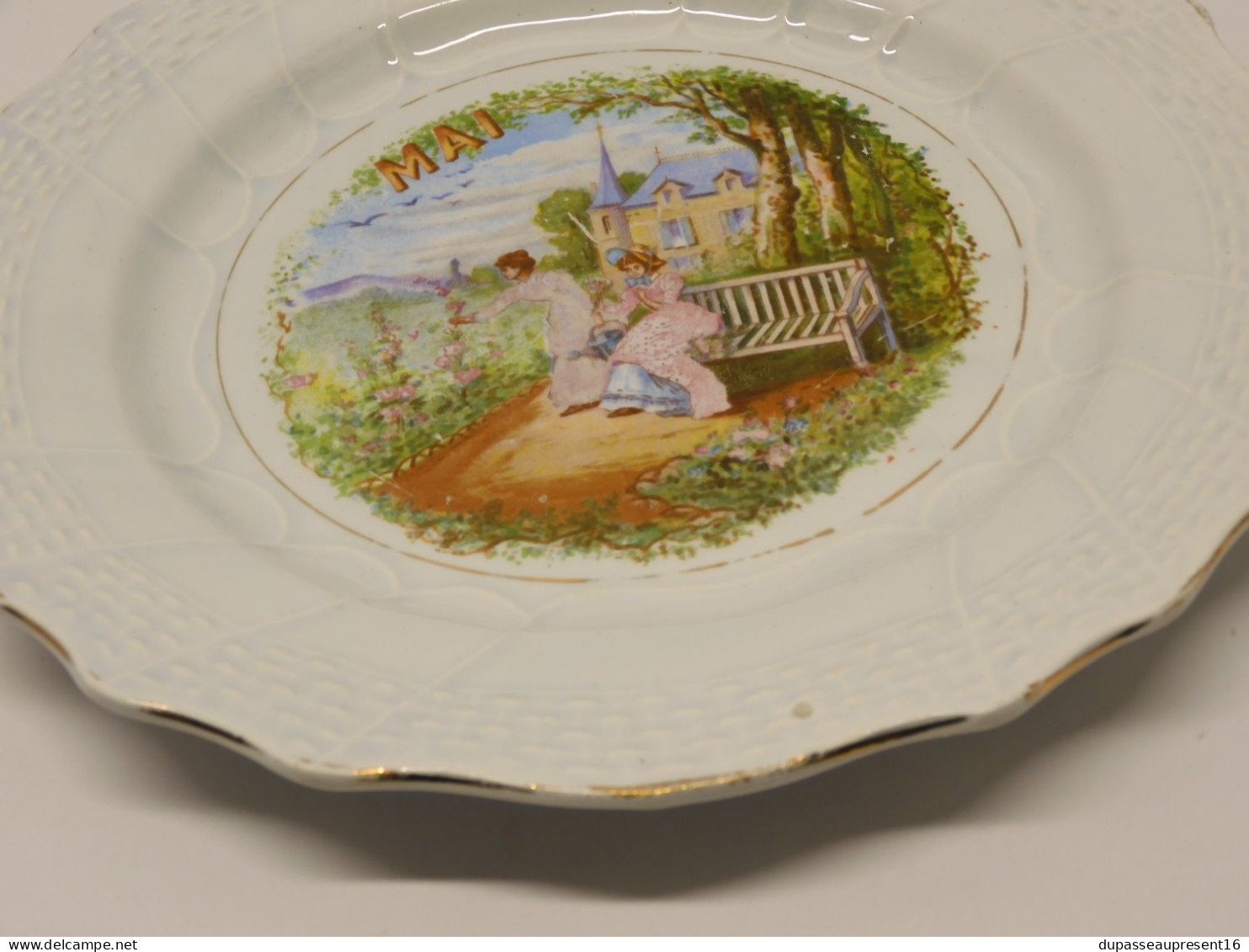 -ASSIETTE A DESSERT CERAMIQUE SAINT AMAND HAMAGE ANCIENNE MOIS de MAI XXe   E