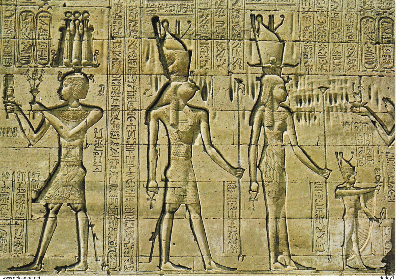 RELIEFS ON HATOR TEMPLE, DENDERA, EGYPT. UNUSED POSTCARD   Ke3 - Qina