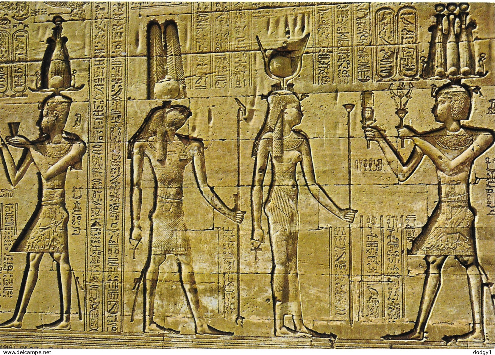 RELIEFS ON HATOR TEMPLE, DENDERA, EGYPT. UNUSED POSTCARD   Ke2 - Qena