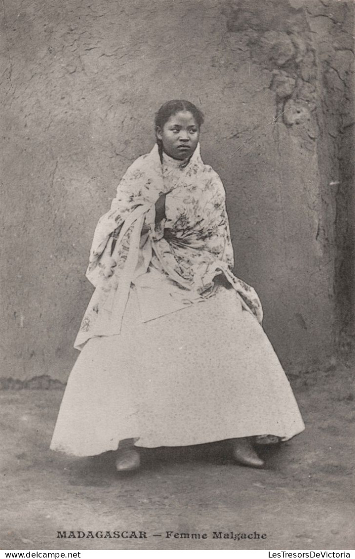 Madagascar - Femme Malgache  - Mesageries Maritimes - Carte Postale Ancienne - Madagascar