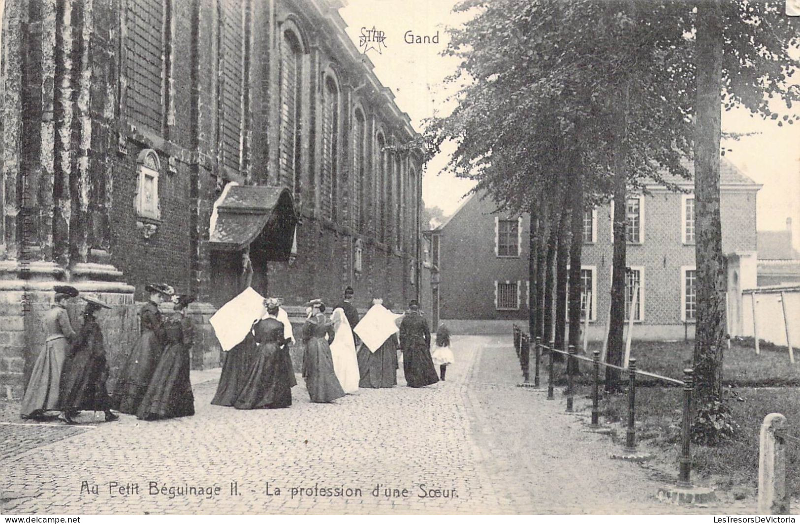 BELGIQUE - Gand - Au Petit Béguinage - La Profession D'une Sœur - Carte Postale Ancienne - Gent