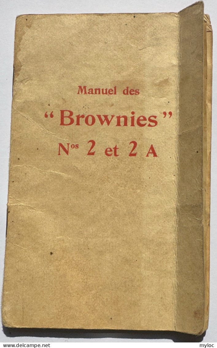 Kodak Brownies 2. Box Camera. Eastman Kodak ca. 1924. Avec petite valise