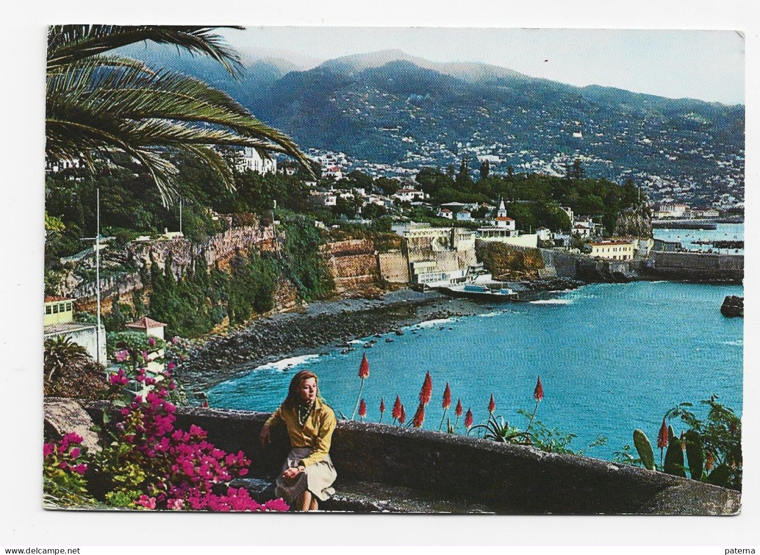 3779   Postal   Madeira, Funchal 1975 Portugal.CTT - Brieven En Documenten