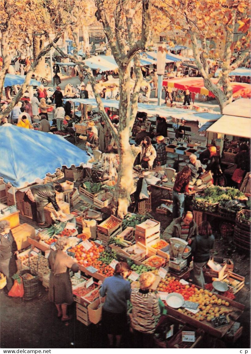 La Garde - Marché  - CPM °J - La Garde