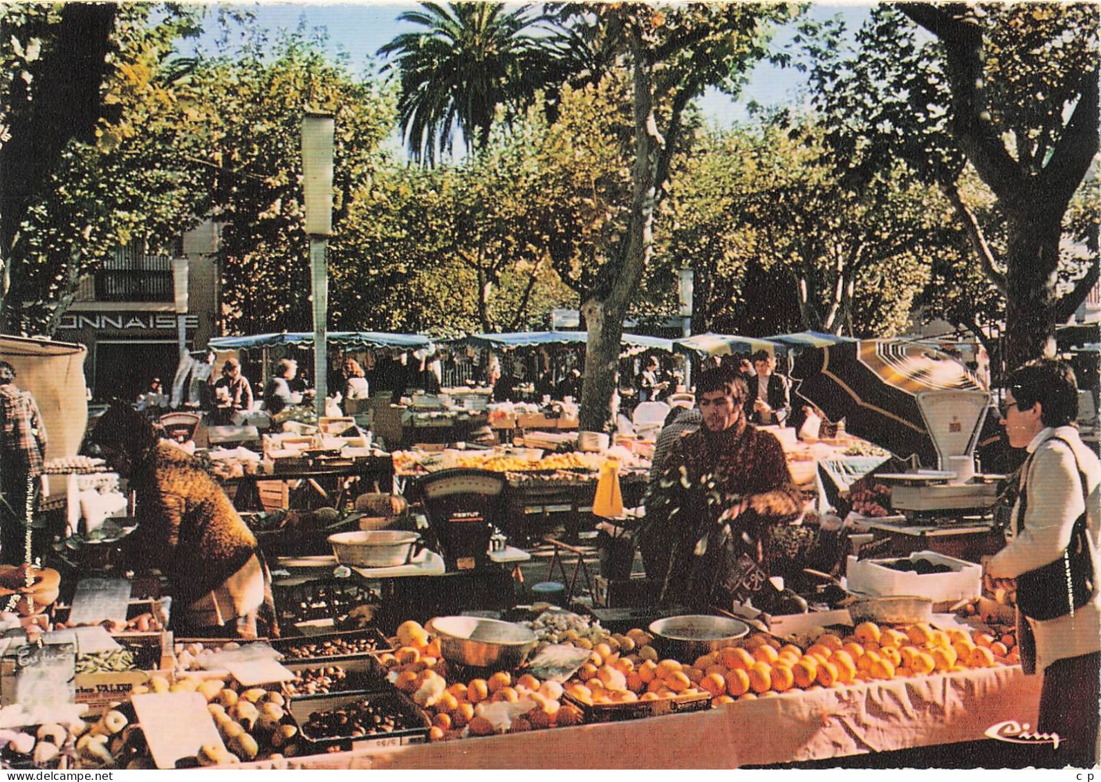 La Garde - Le Marché - CPM °J - La Garde