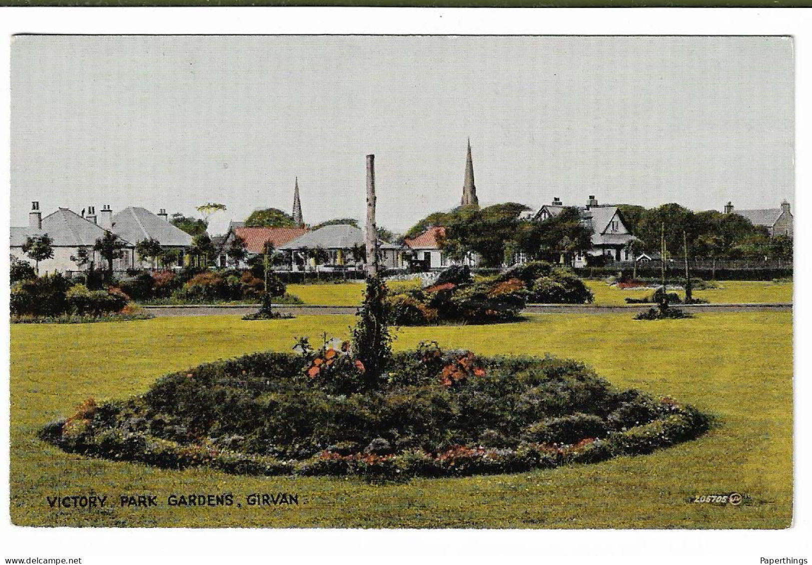 Postcard, Scotland, Ayrshire, Girvan, Victory Park Gardens, House's, Landscaped Views. - Ayrshire