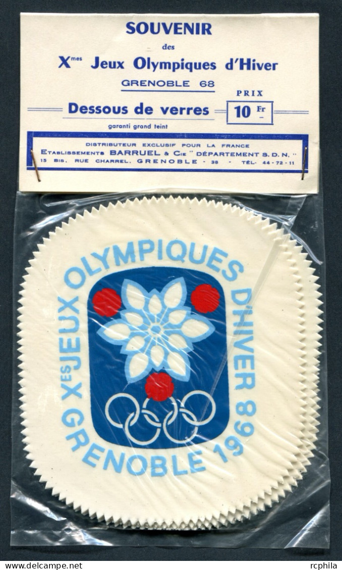 RC 25433 JEUX OLYMPIQUE DE GRENOBLE 1968 PAQUET NEUF DE DESSOUS DE VERRES A L'EMBLÈME OFFICIEL NON OUVERT RARE AINSI - Apparel, Souvenirs & Other