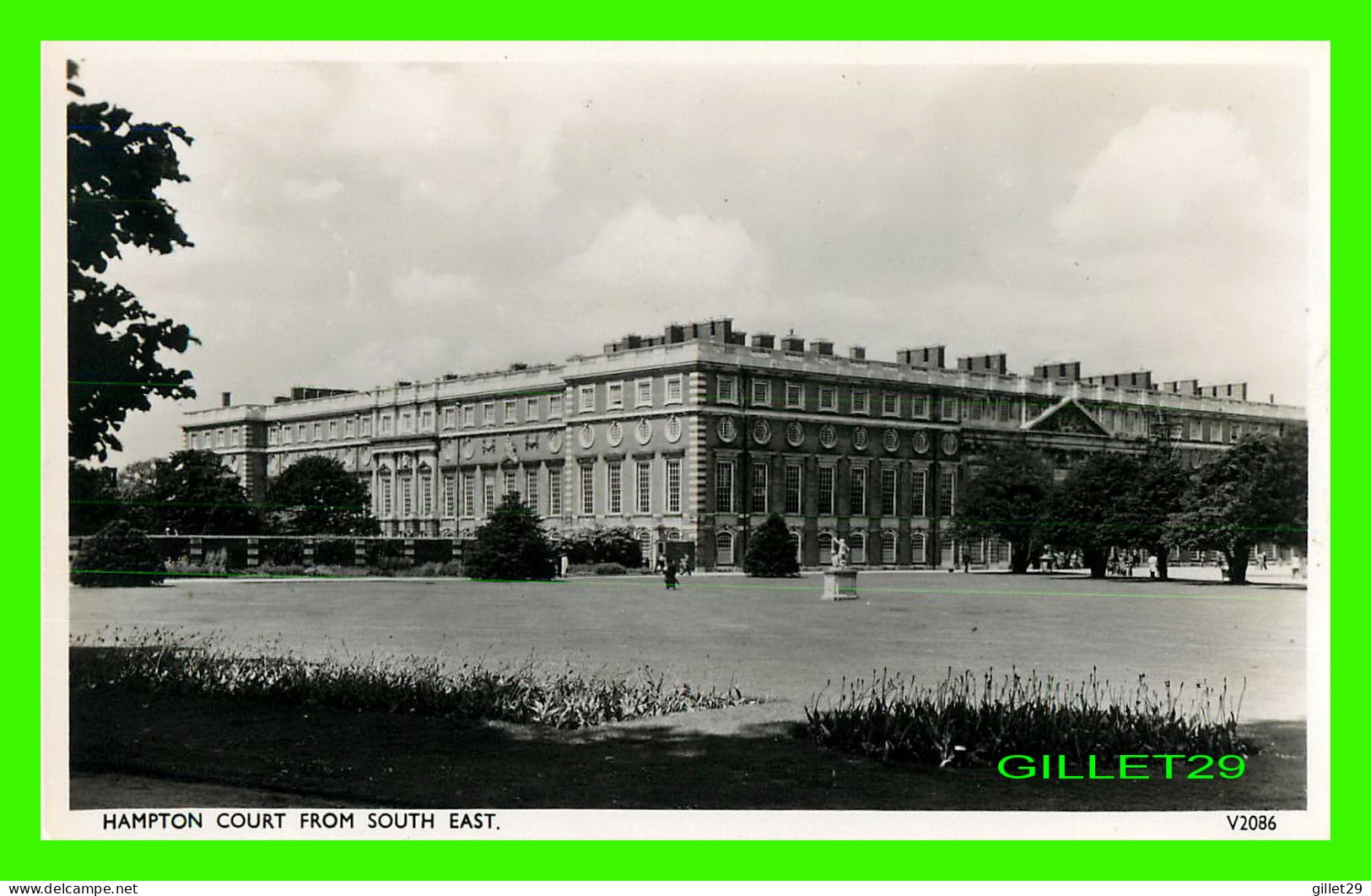 MIDDLESEX, UK - HAMPTON COURT FROM SOUTH EAST - PHOTOCHROM - - Middlesex