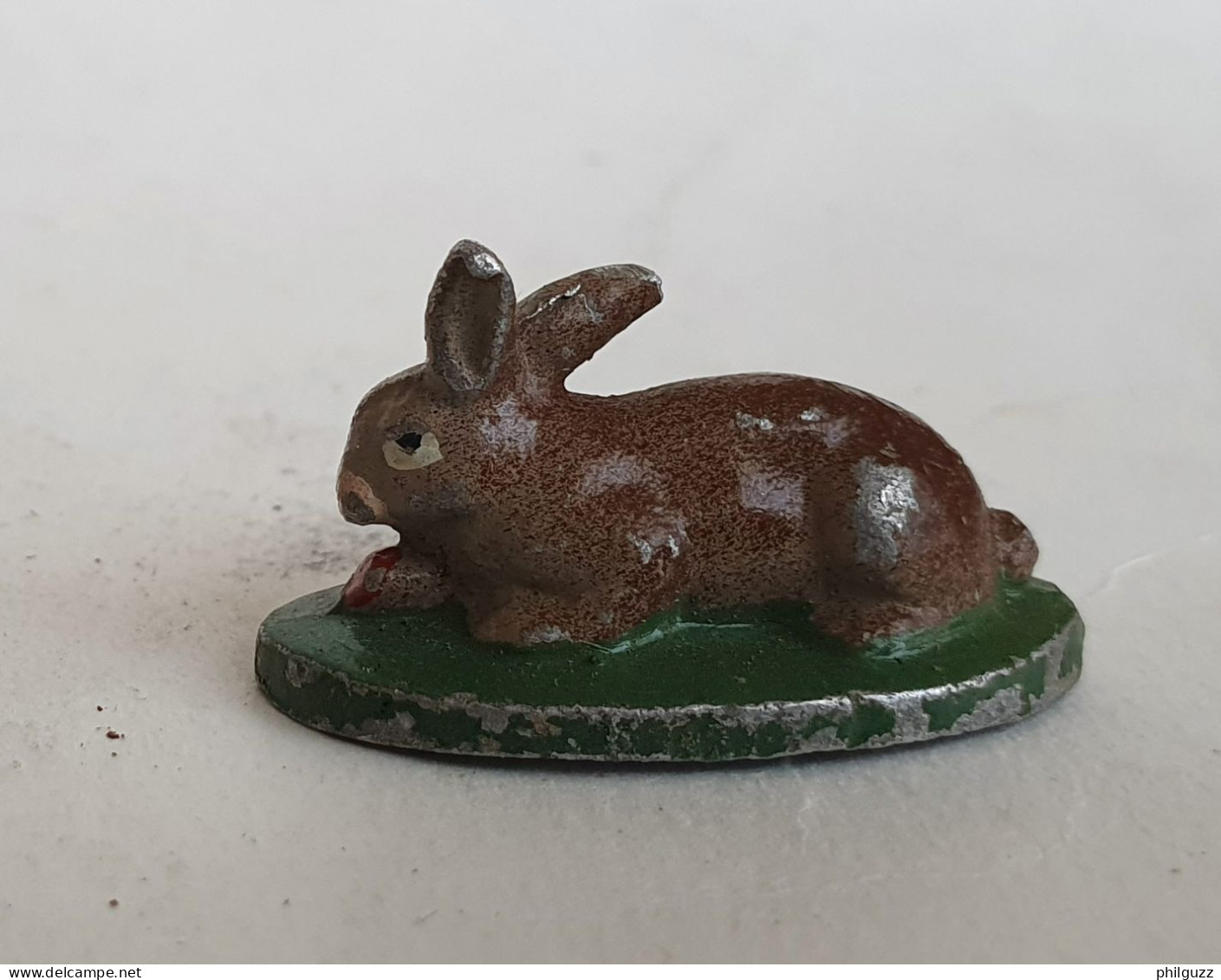 FIGURINE QUIRALU FERME LAPIN COUCHE (2) - ANIMAL DE LA FERME - Quiralu