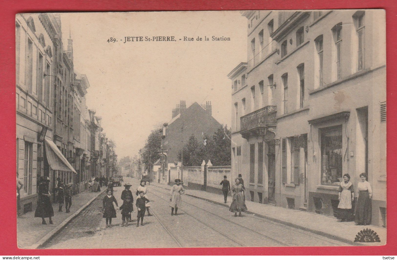 Jette-St-Pierre - Rue De La Station .. Superbe Animation -1916 ( Voir Verso ) - Jette