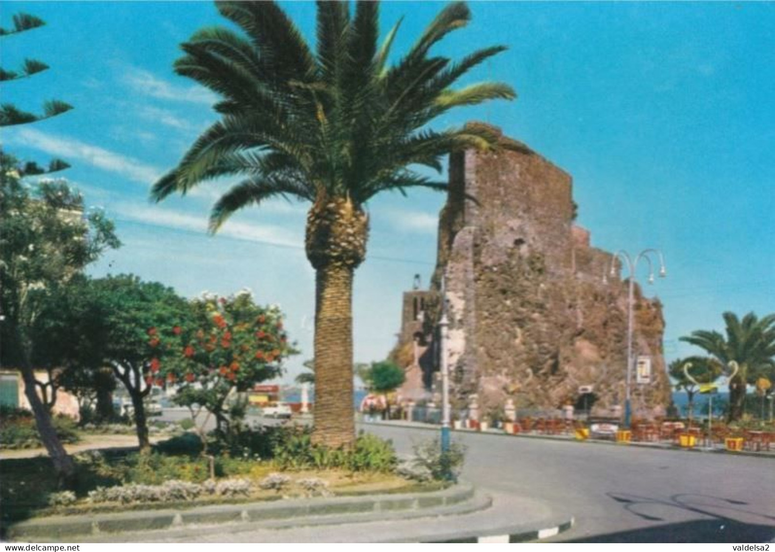 ACI CASTELLO - DINTORNI DI ACIREALE E CATANIA - CASTELLO E GIARDINO CON PALMA - 1964 - Acireale