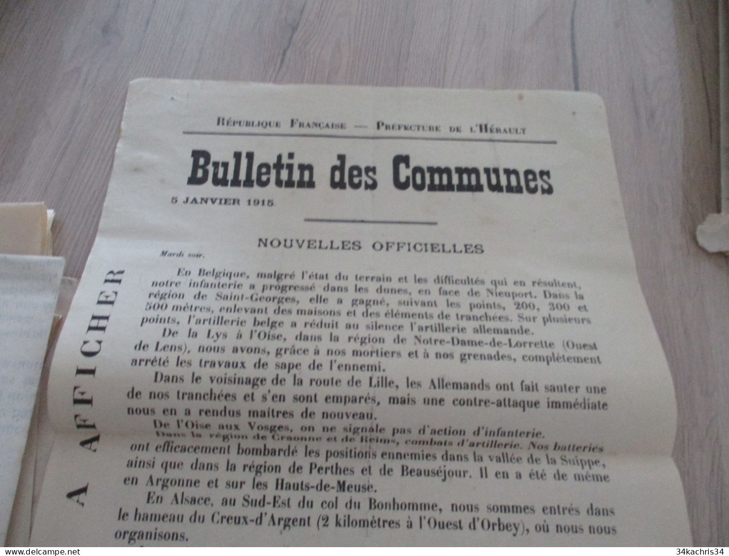 Guerre 14/18 Hérault .affiche 2 X A3 Environs Bulletins Des Communes Nouvelles Officielles 5 Et 6/01/1915 Trous Punaises - Dokumente