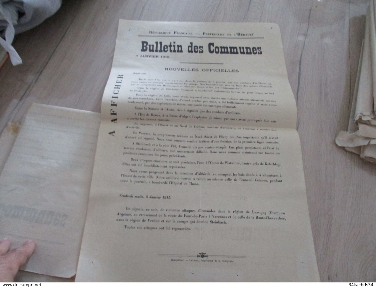 Guerre 14/18 Hérault .affiche 2 X A3 Environs Bulletins Des Communes Nouvelles Officielles 7 Et 8/01/1915 Trous Punaises - Dokumente