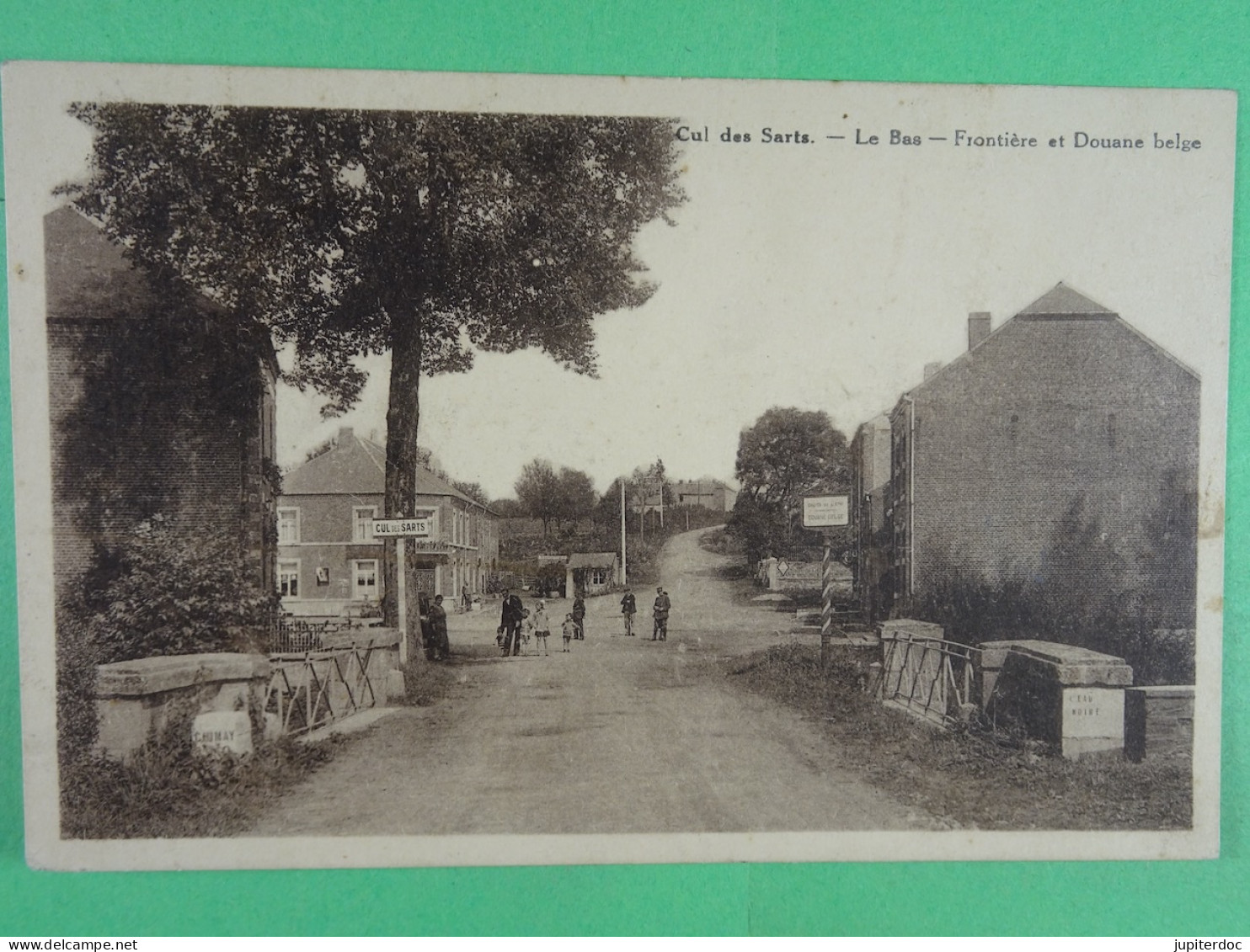 Cul-des-Sarts Le Bas Frontière Et Douane Belge - Cul-des-Sarts