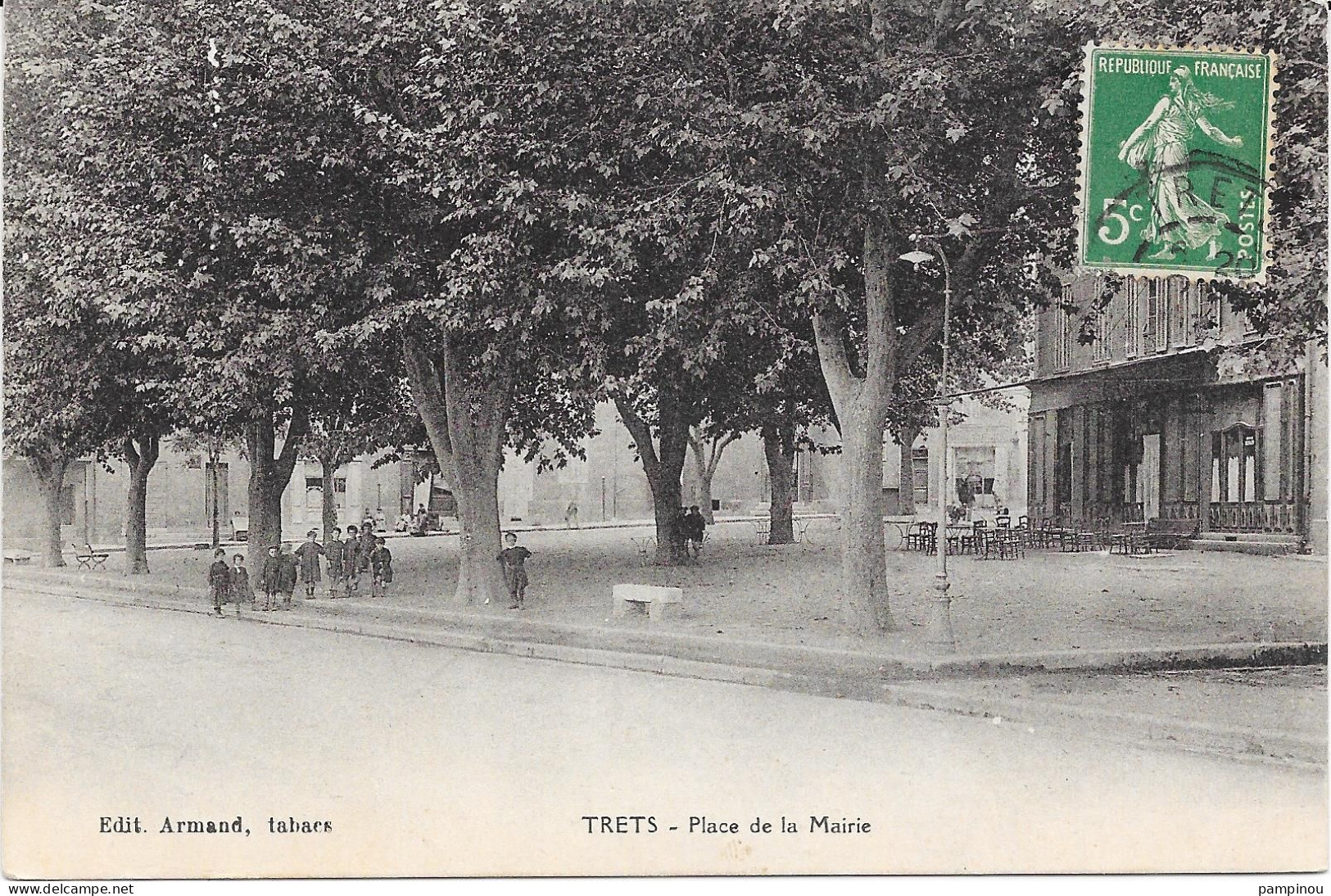 13 TRETS - Place De La Mairie - Petite Animation - Trets