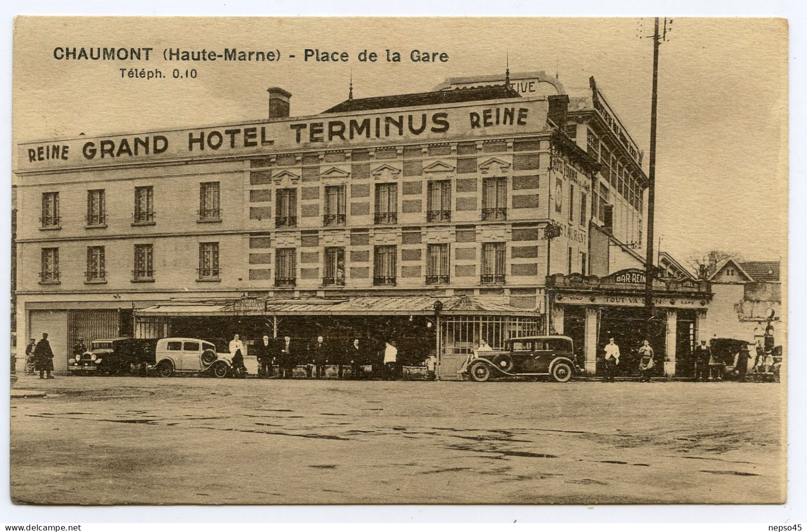 Chaumont ( Haute-Marne ) Place De La Gare .Reine Grand Hôtel Terminus.automobiles.carte Animée - Clefmont