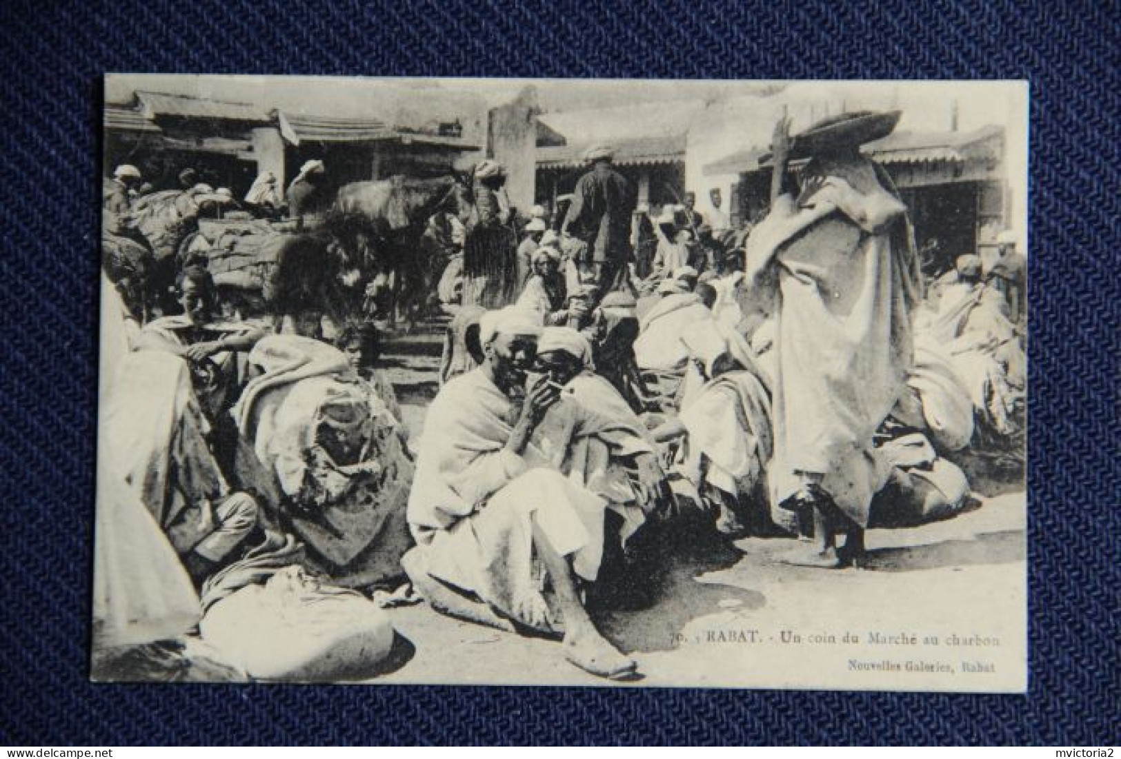 RABAT - Un Coin Du Marché Au Charbon - Rabat