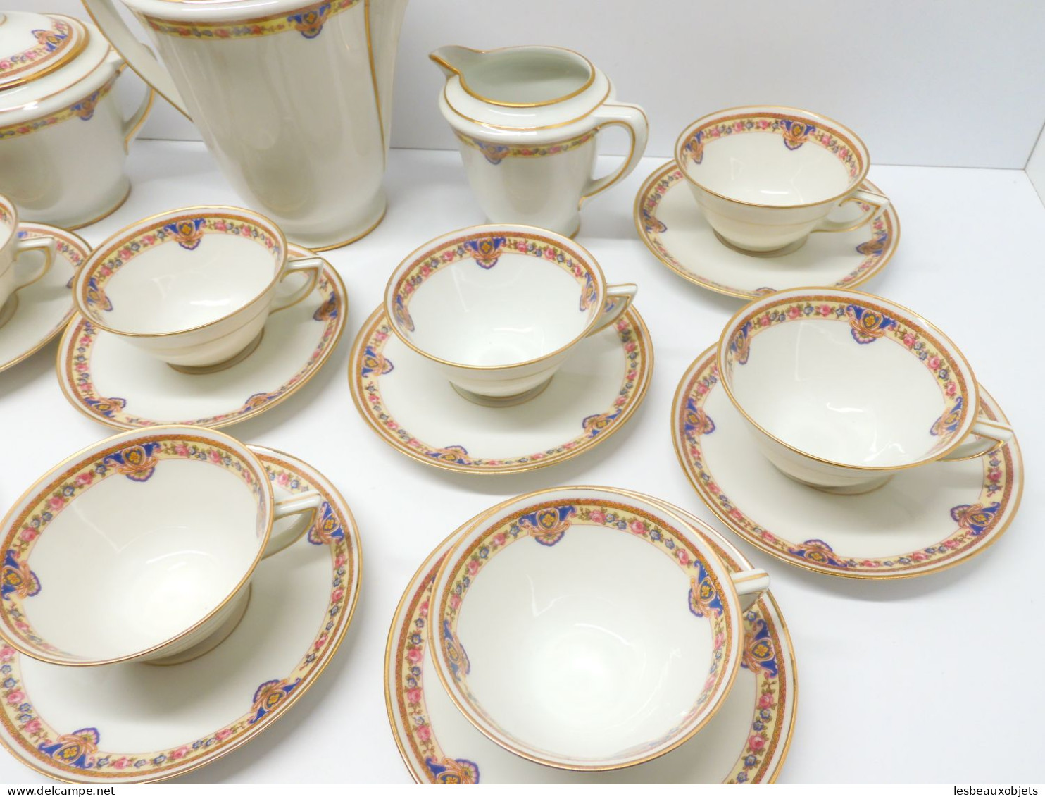 - JOLI SERVICE A CAFE ART DECO PORCELAINE LIMOGES 10 TASSES CAFETIERE SUCRIER  E - Limoges (FRA)