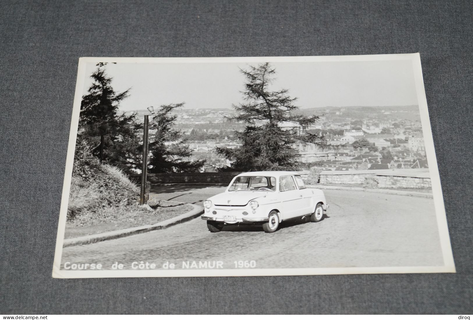 RARE Grande Photo Ancienne, Course De Côte Namur 1960,originale, 24 Cm. Sur 18 Cm.voiture De Course. - Automobiles