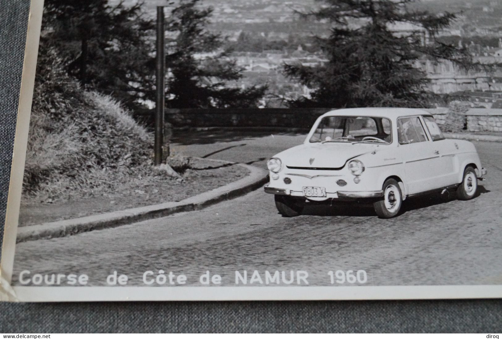 RARE Grande Photo Ancienne, Course De Côte Namur 1960,originale, 24 Cm. Sur 18 Cm.voiture De Course. - Automobile