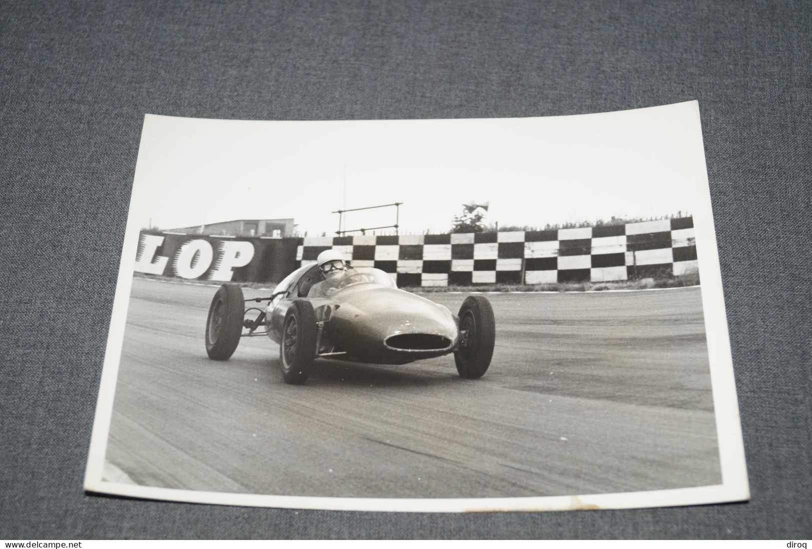 RARE Grande Photo Ancienne ,voiture Sur Circuit ,originale, 21,5 Cm. Sur 16,5 Cm.voiture De Course. - Automobiles