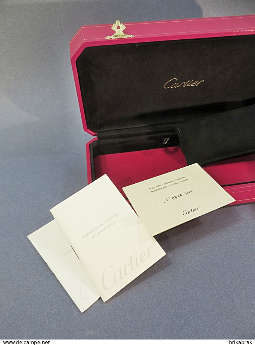 + COFFRET ECRIN STYLO MONTRE CALENDRIER CARTIER - Bijouterie Luxe