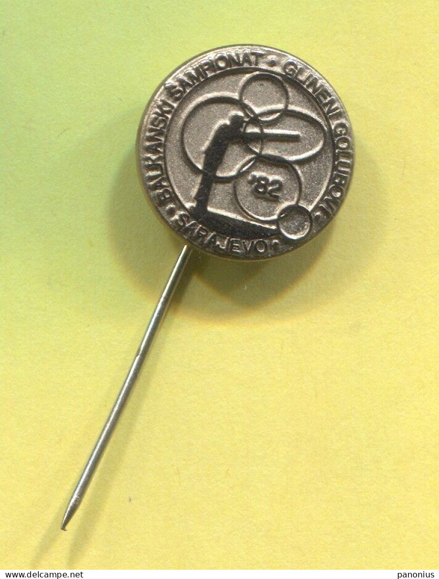 Archery Shooting - Balkan Championship Clay Pigeon Hunting 1982. Sarajevo, Vintage Pin Badge Abzeichen - Archery