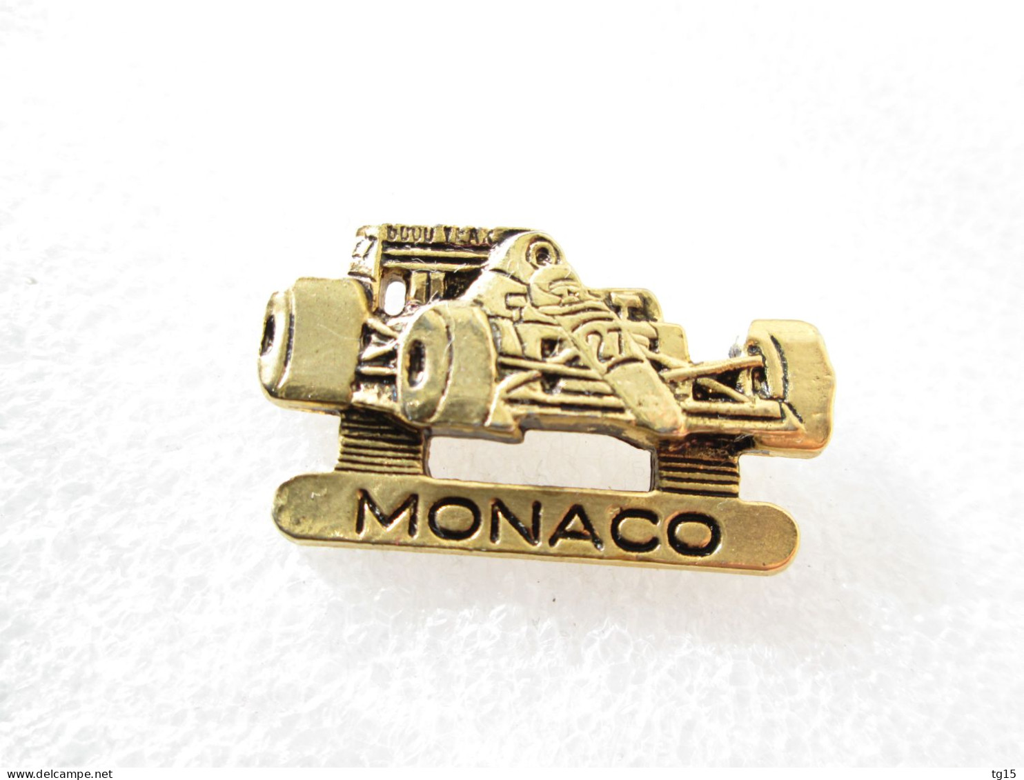 PIN'S   MONACO  FERRARI N° 27 - F1