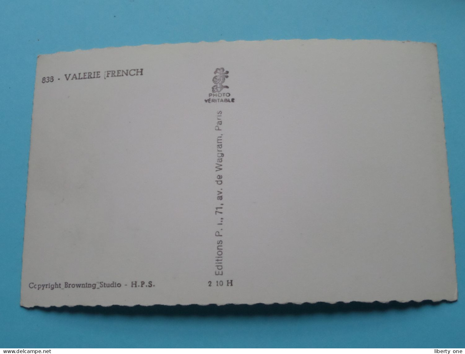 VALERIE FRENCH ( See / Voir SCANS ) Format +/- 9 X 13,5 Cm. ( Edit. P.I. / H.P.S. - 838 ) ! - Otros & Sin Clasificación
