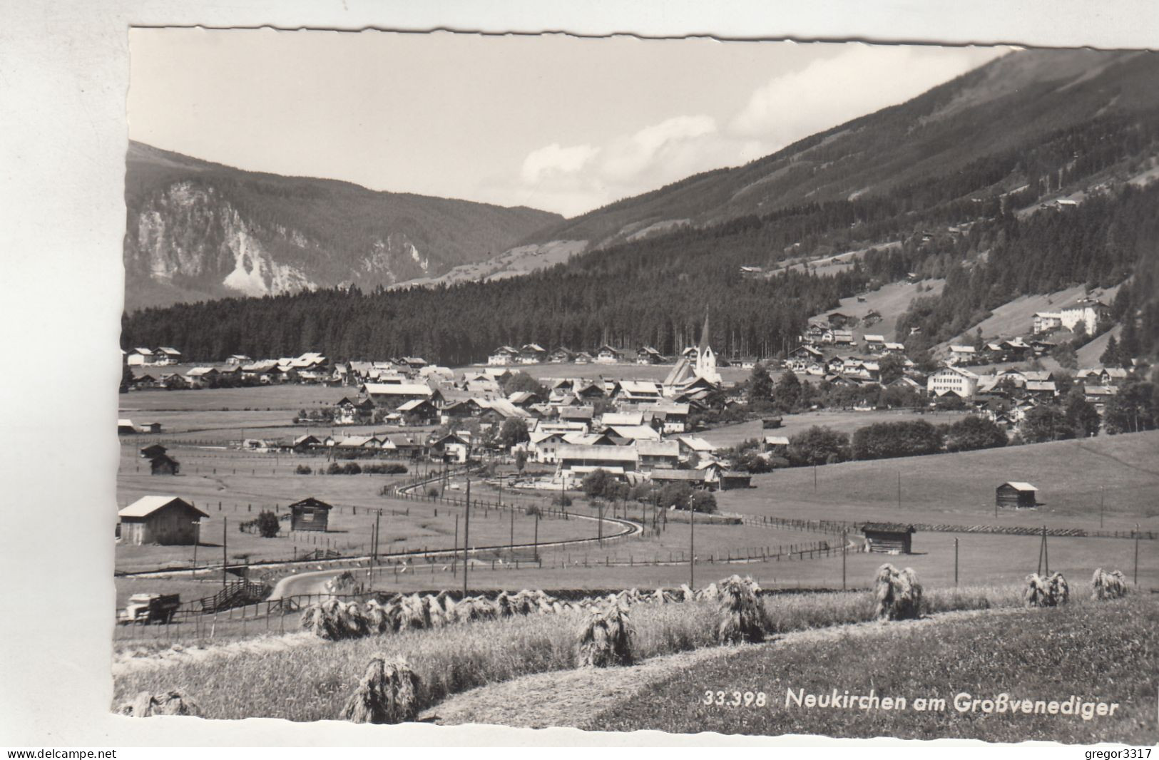 D23) NEUKIRCHEN Am Großvenediger - Wenige Häuser Wiese U. Kirche ALT - Neukirchen Am Grossvenediger