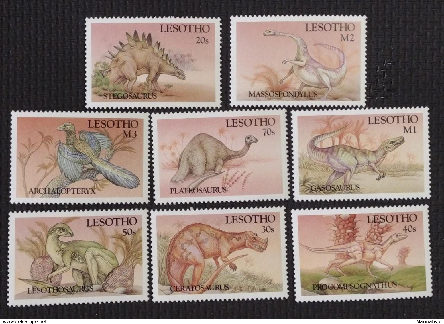 BD) LESOTHO, DINOSAURS, STEGOSAURUS, MASSOSPONDYLUS, ARCHAEOPTRYX, PLATEOSAURUS, GASOSAURUS, LESOTHOSAURUS, CERATOSAURUS - Lesotho