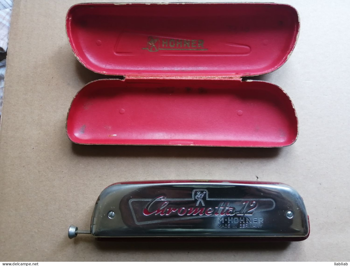 UN HARMONICA  CHROMETTA 12 - HOHNER- EN BOITE D ORIGINE - Musical Instruments