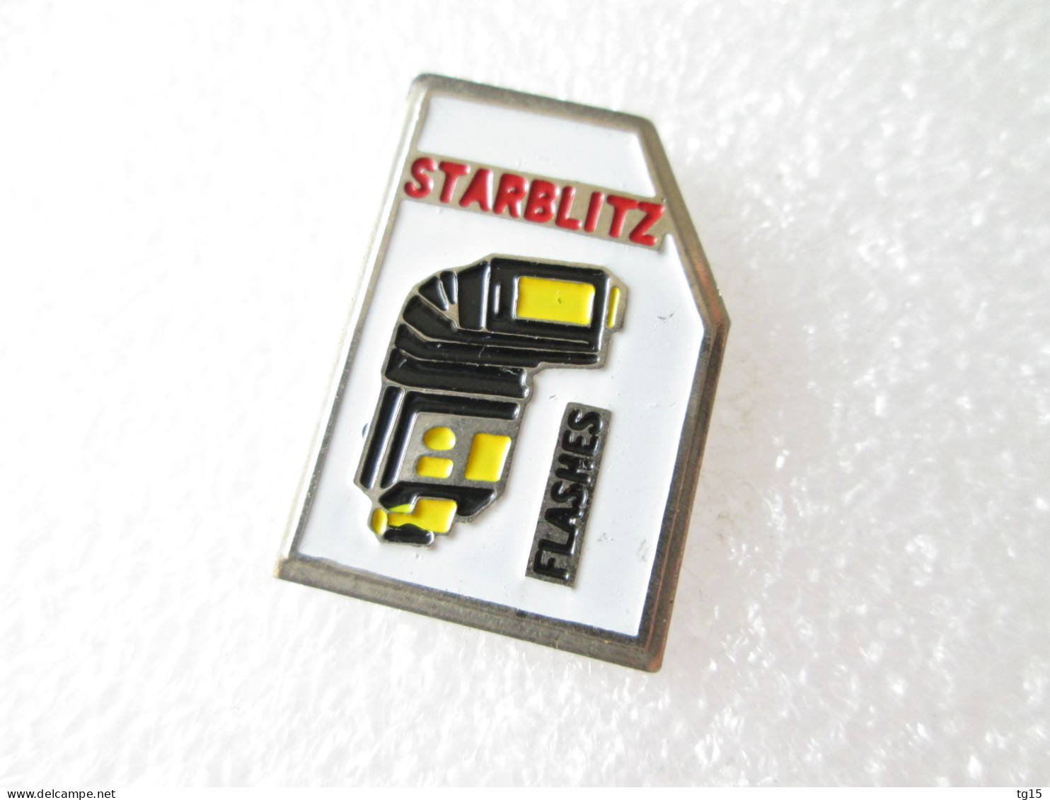 PIN'S  PHOTOGRAPHIE  STARBLITZ   FLASHES - Fotografie