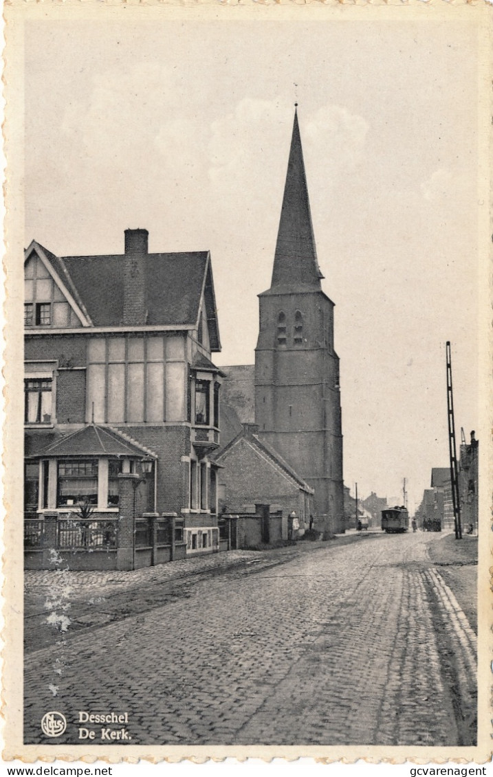 DESSCHEL DESSEL   DE KERK   TRAM           2 SCANS - Dessel