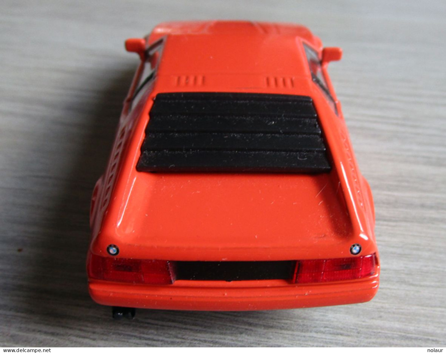 BMW M1  - Welly  1/36 ème - Welly