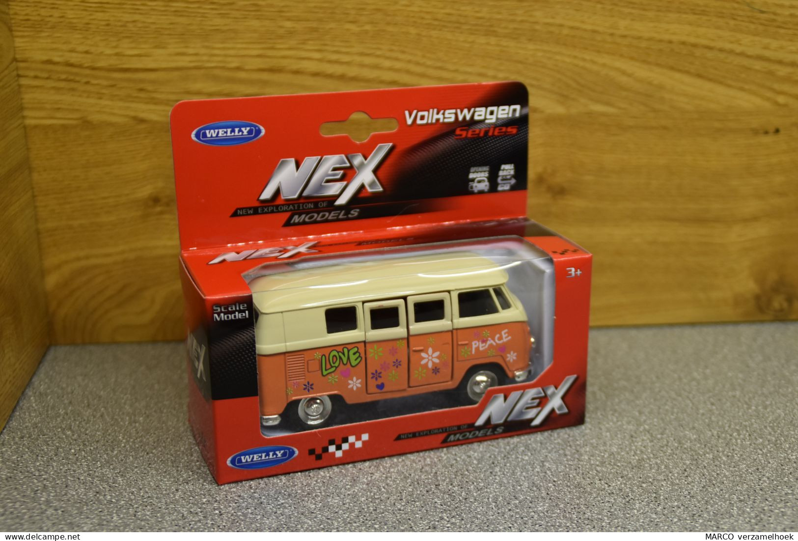 49764A3 Welly NEX VW Volkswagen T1 1963 Classic Bus Scale 1:43 - Welly