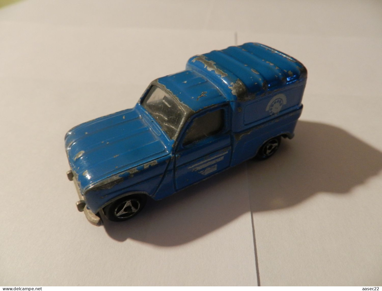 Majorette Renault 4L  ***  1357  *** - Majorette