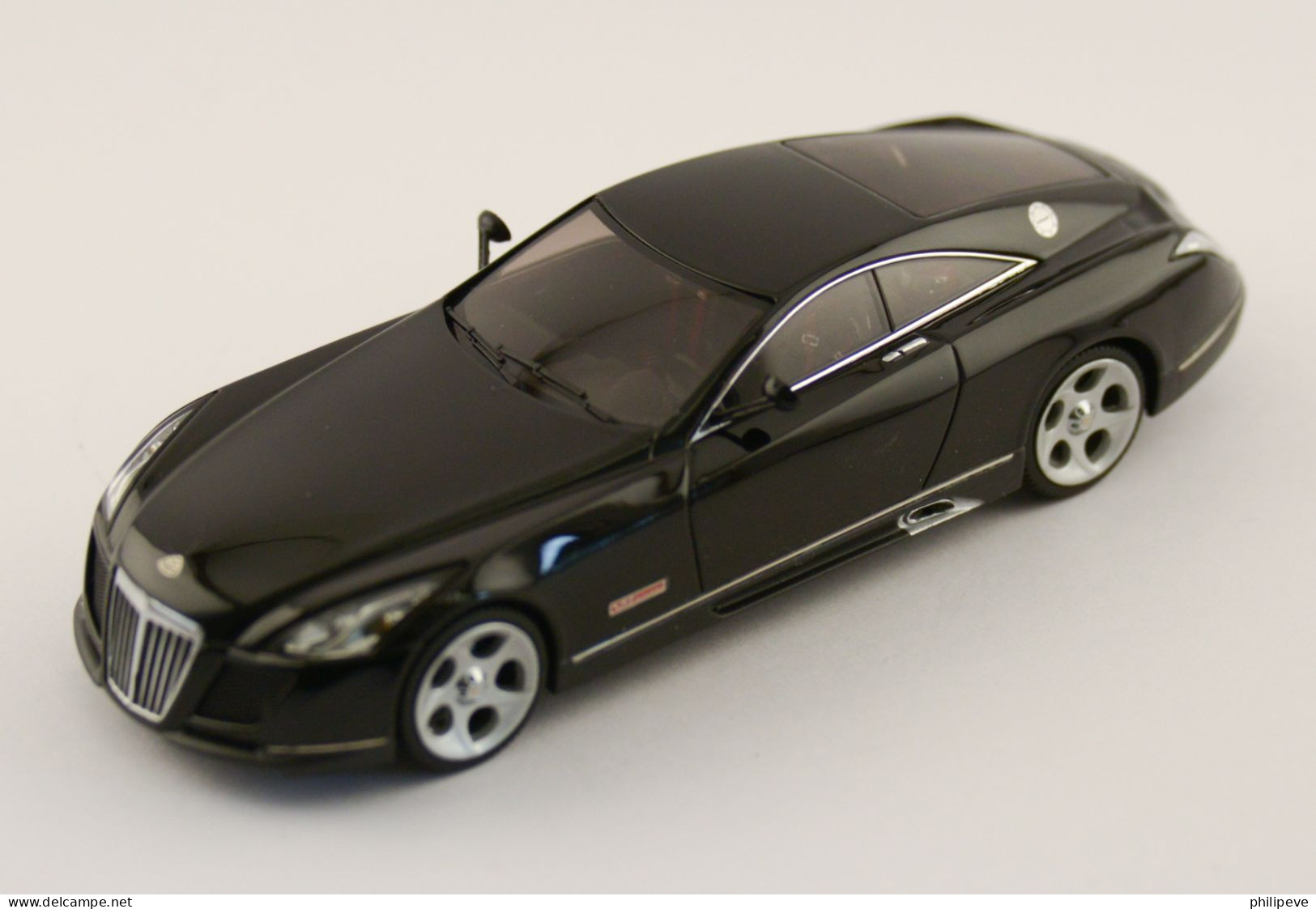 MAYBACH - Concept Car Exelero - SCHUCO 1:43 - Schuco