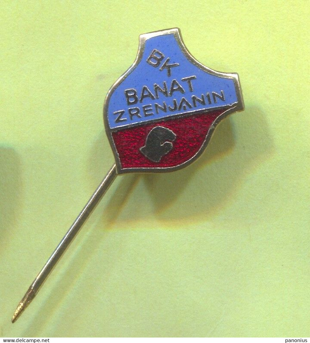 Boxing Box Boxe Pugilato - Club Banat Zrenjanin Serbia, Vintage Pin Badge Abzeichen, Enamel - Boxeo