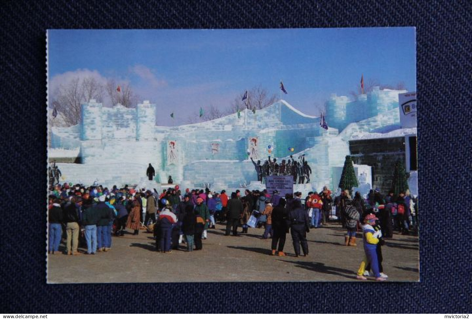 QUEBEC - Carnaval De QUEBEC , Rue ST JEAN - Québec - La Cité