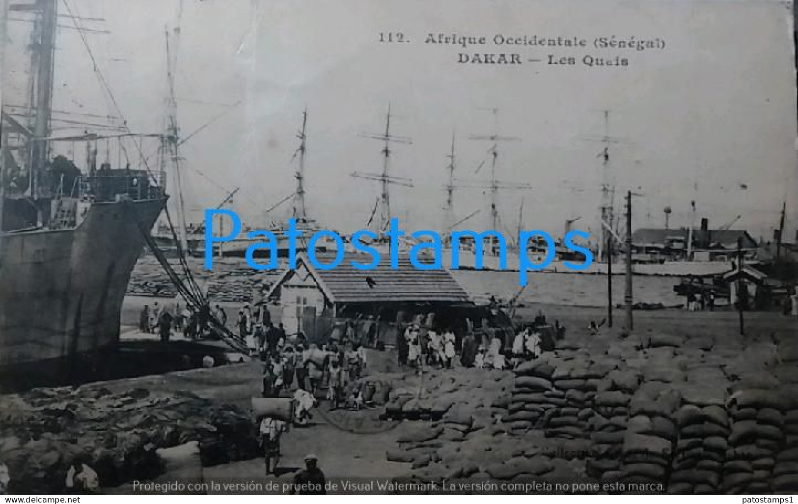 208126 AFRICA DAKAR SENEGAL THE DOCKS AND SHIP BREAK POSTAL POSTCARD - Non Classés