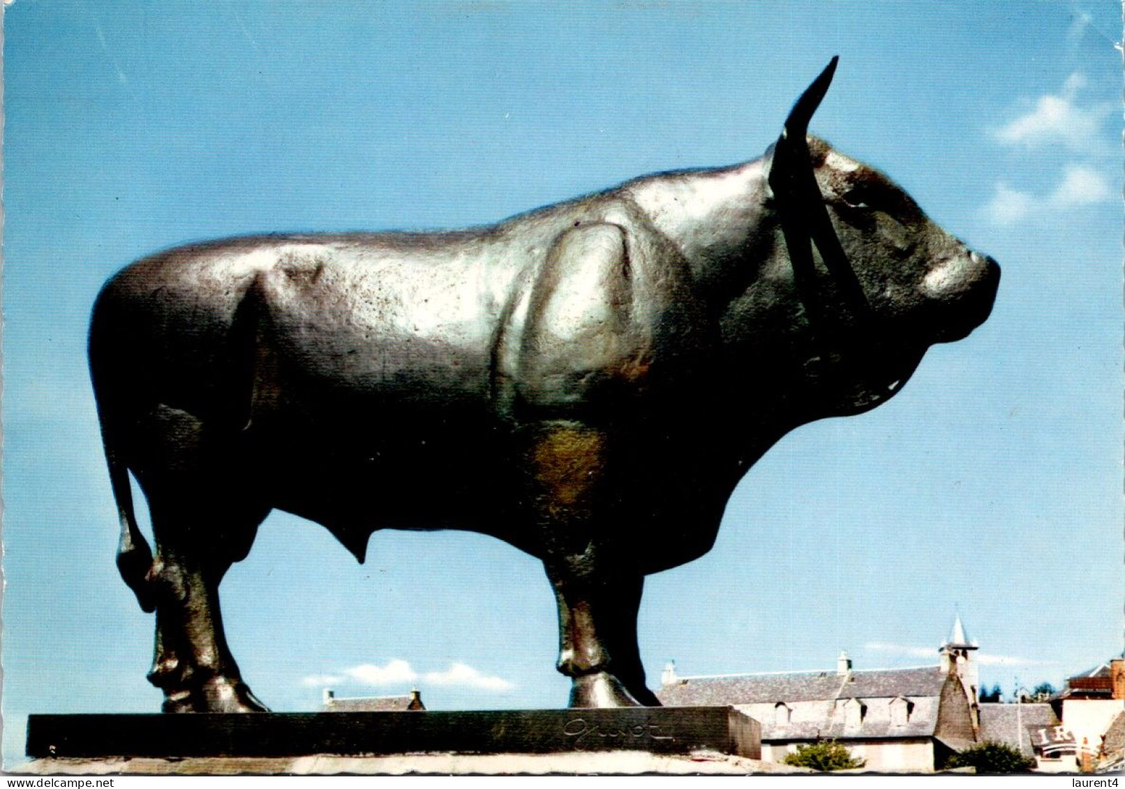 (4 R 5) France - Laguiole Bull - Taureaux Statue - Taureaux