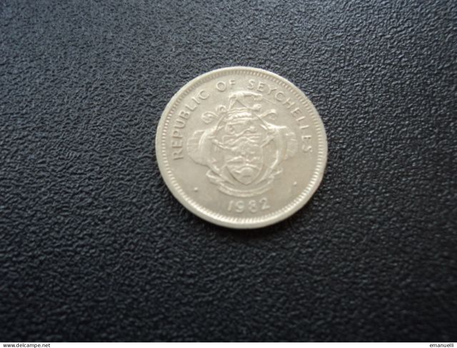 SEYCHELLES : 25 CENTS   1982   KM 49.1      SUP - Seychelles