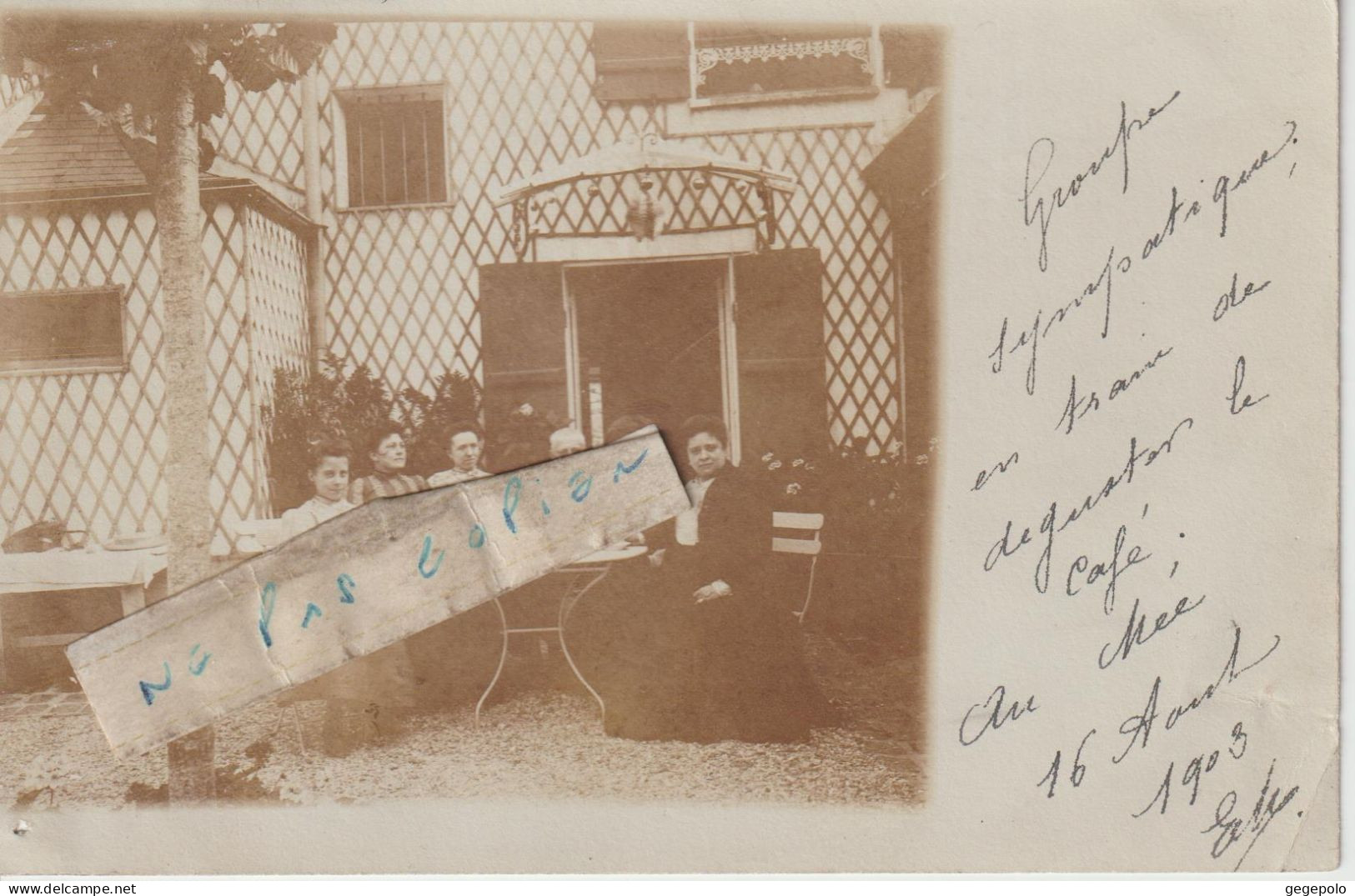 LE MEE Sur SEINE -  Un Groupe Dégustant Le Café En 1903   ( Carte Photo ) - Le Mee Sur Seine