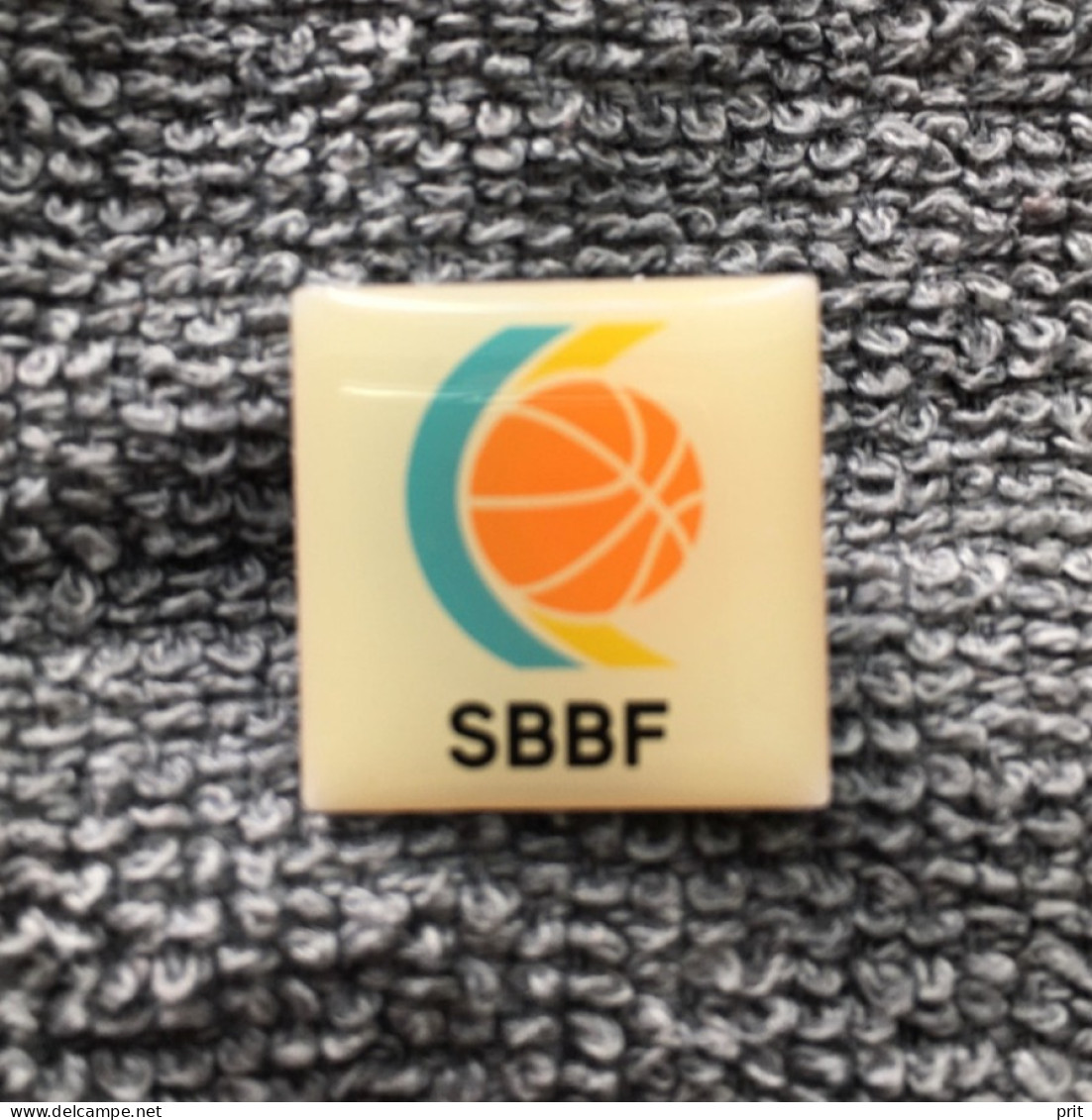 SBBF Swedish Basketball Federation, Sweden Pin Badge, Metal - Basketball