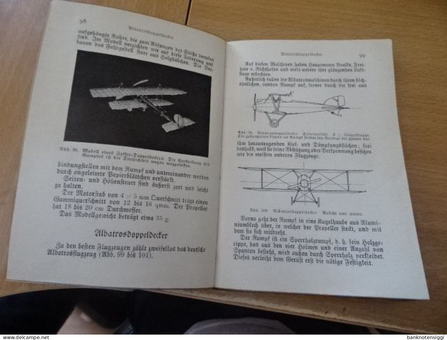 Buch "Der Junge Flugzeugbauer" mit 104 Abbildungen.O.D.