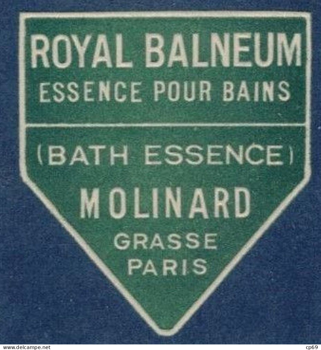 Etiquette Gaufrée Parfum Royal Balneum Essence Pour Bains Molinard Grasse - Paris 3,9 Cm X 4,4 Cm En Superbe.Etat - Etiquetas