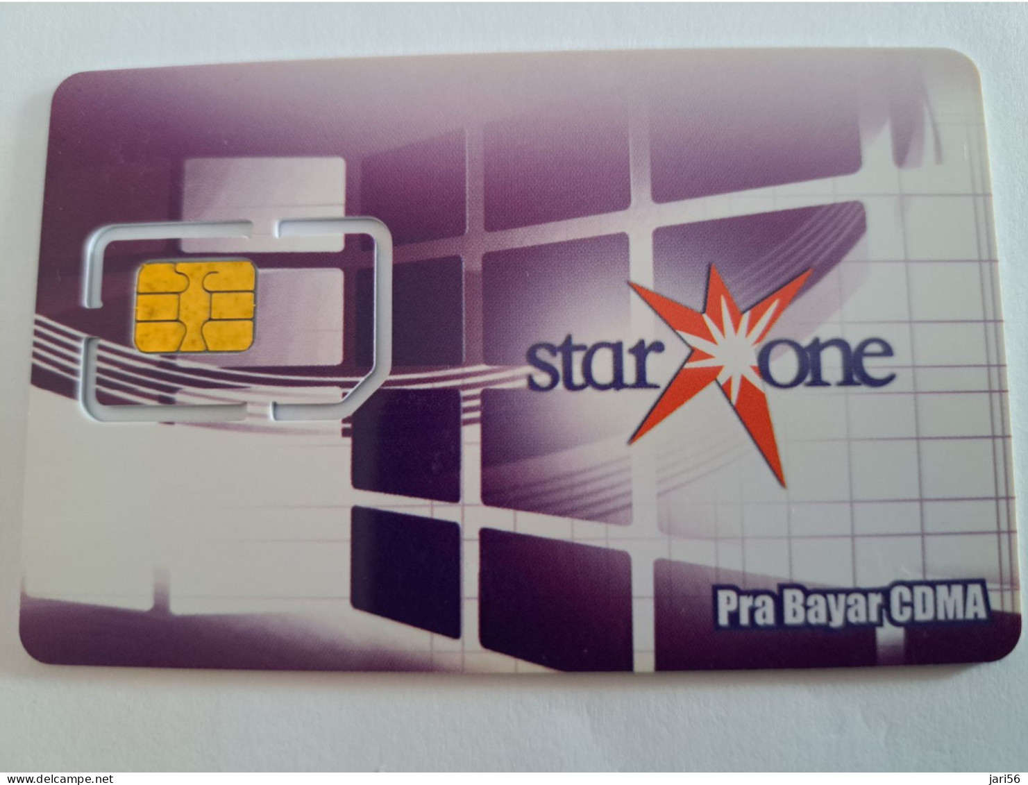 INDONESIA  GSM PREPAID/ CHIP / INDOSAT / STAR ONE / PRA BAYAR COMA    MINT CARD    **13658 ** - Indonesia