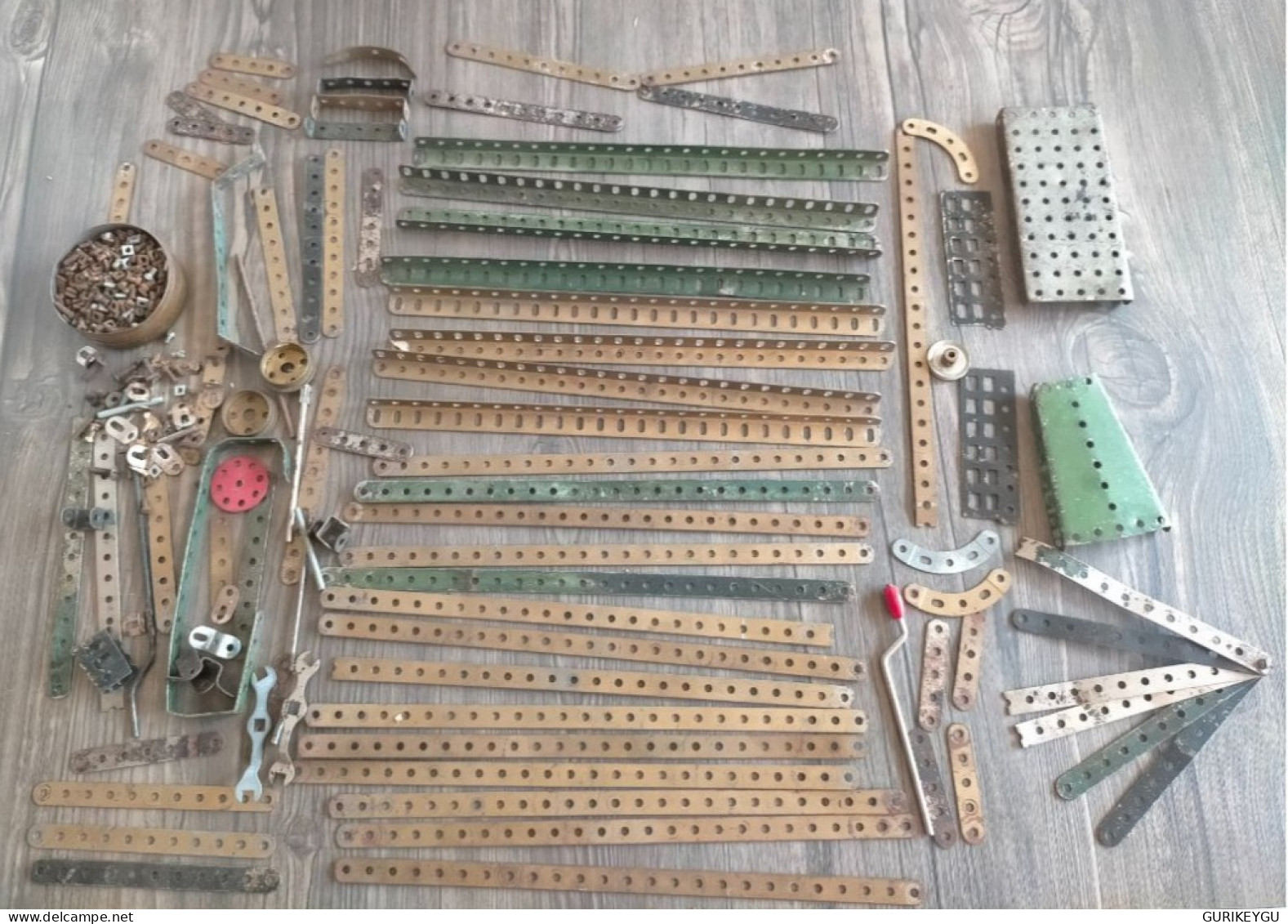 MECCANO 70 Pièces   Plat Cornière Grande Longueur Clé Ancienne + Boite écrou Vis Boulon Voir Photos - Sonstige & Ohne Zuordnung